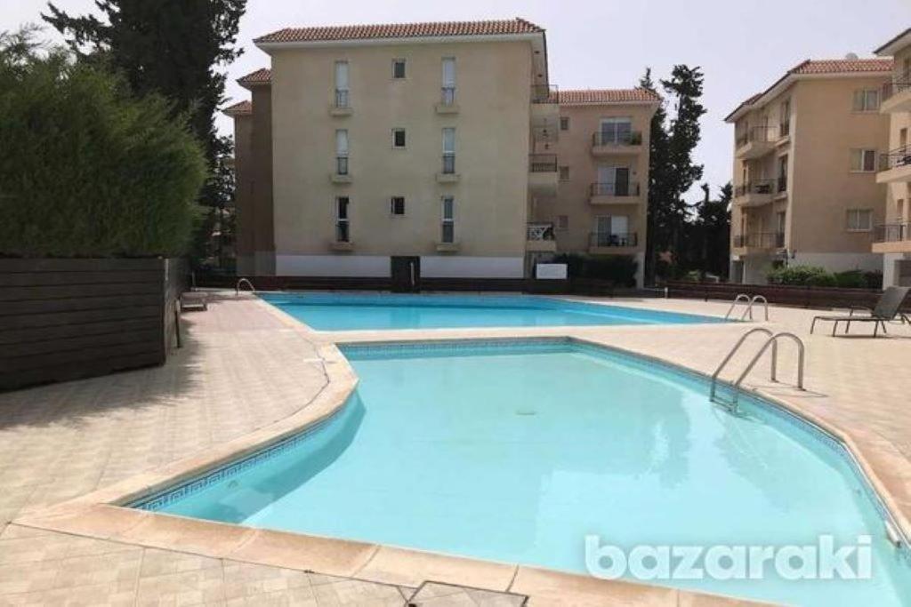 Kato Paphos Apartment In Universal Area Exteriör bild